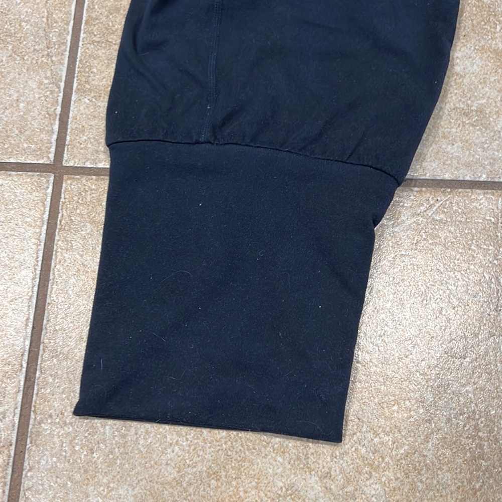 Sweaty Betty Navy Gary Cropped Jogger Sweatpants - Picture 4 of 7